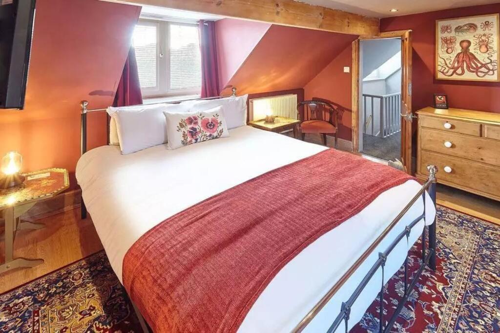 May House 3 Bedroomed House Whitby Eksteriør billede