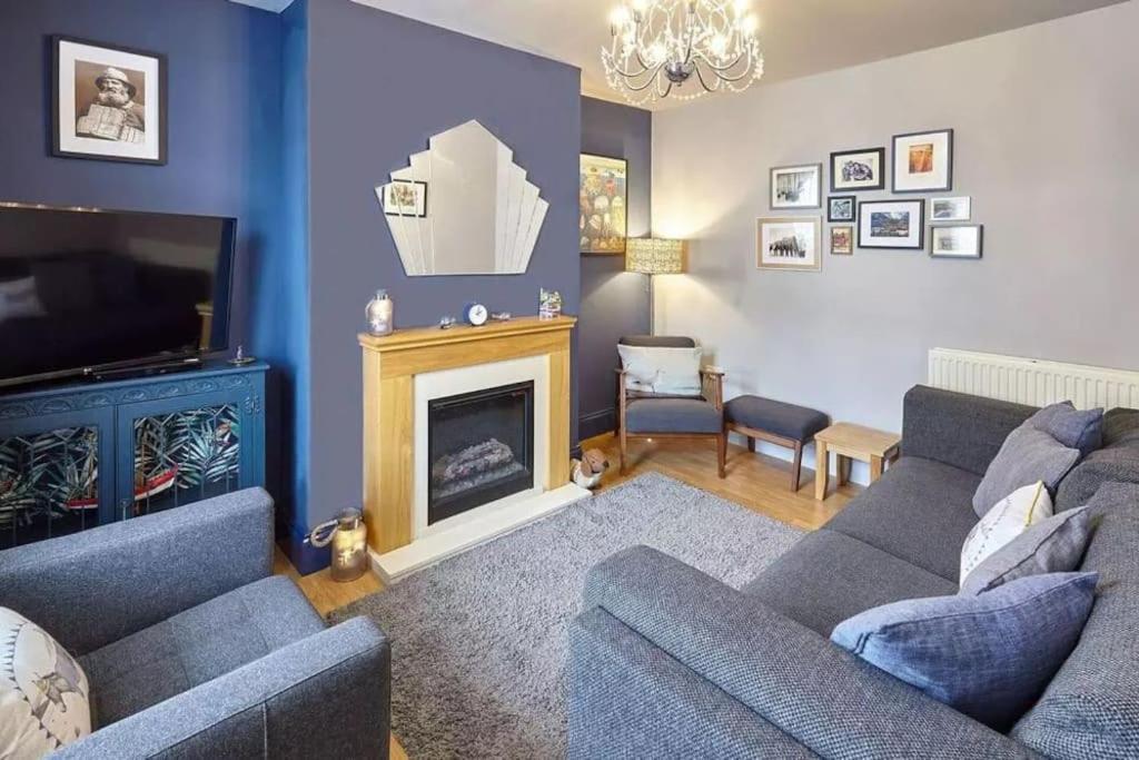 May House 3 Bedroomed House Whitby Eksteriør billede